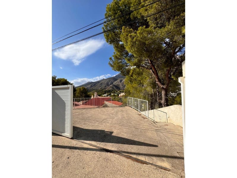4 soveværelse Villa til salg i Altea la Vella med swimmingpool garage - € 595.000 (Ref: 8509796)