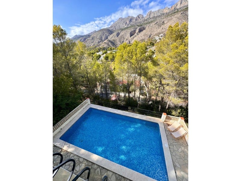 4 soveværelse Villa til salg i Altea la Vella med swimmingpool garage - € 595.000 (Ref: 8509796)