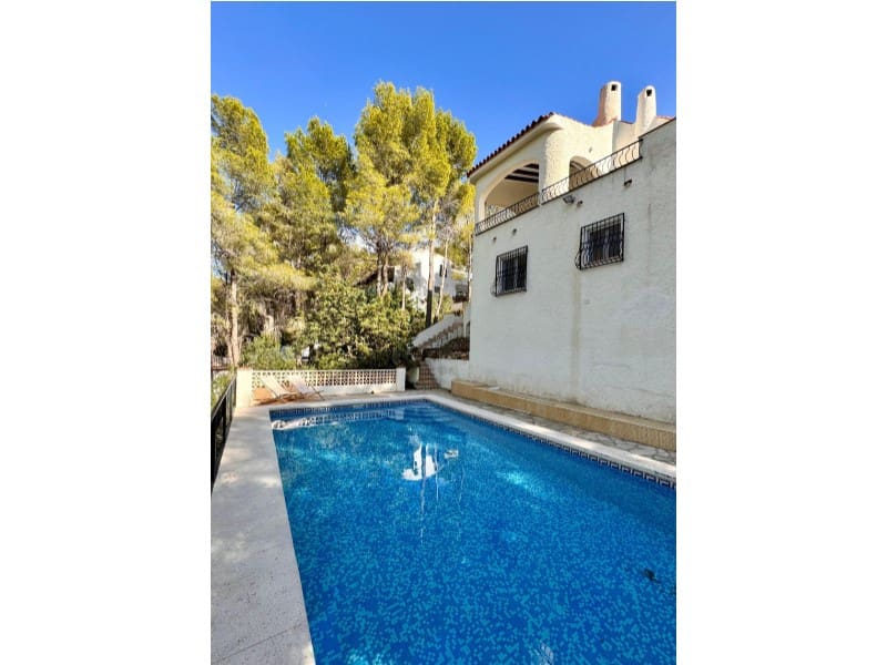 4 soveværelse Villa til salg i Altea la Vella med swimmingpool garage - € 595.000 (Ref: 8509796)