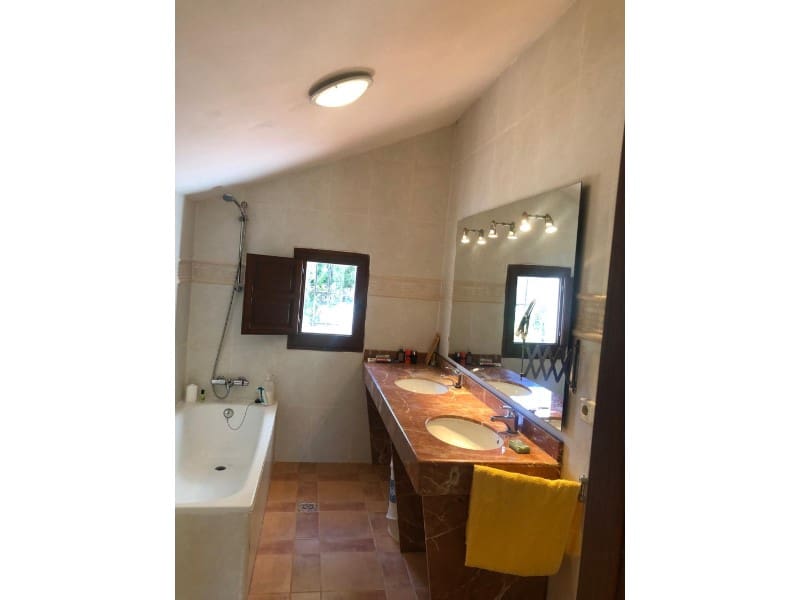 5 soveværelse Villa til salg i Tarbena med swimmingpool garage - € 1.600.000 (Ref: 8859874)