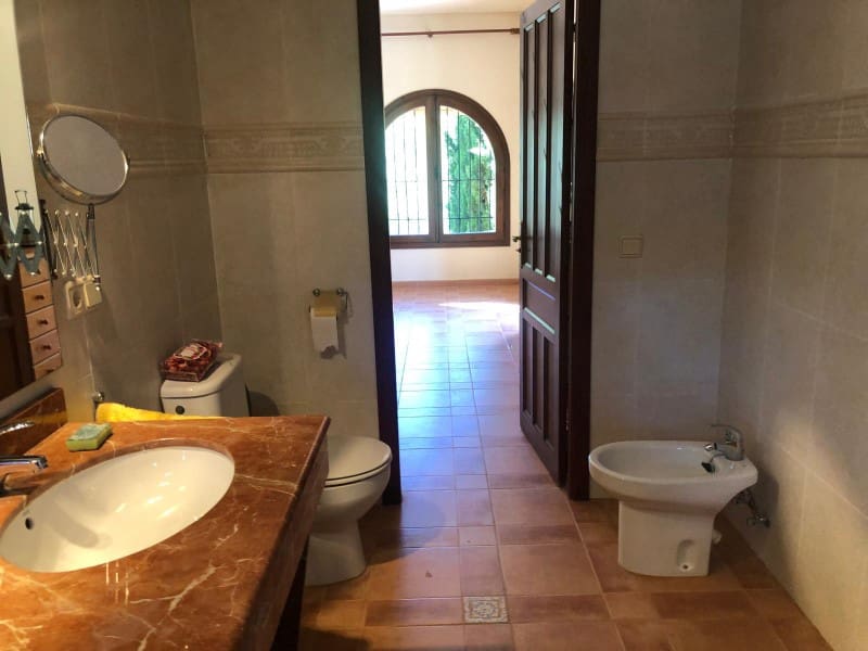 5 soveværelse Villa til salg i Tarbena med swimmingpool garage - € 1.600.000 (Ref: 8859874)