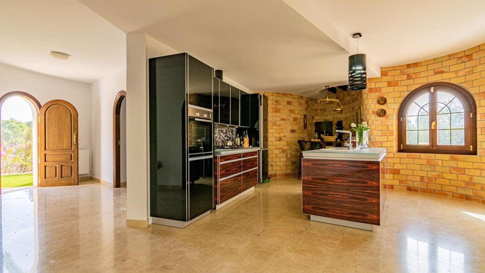 4 bedroom Villa for sale in Altea la Vella with pool - € 1,350,000 (Ref: 8859880)