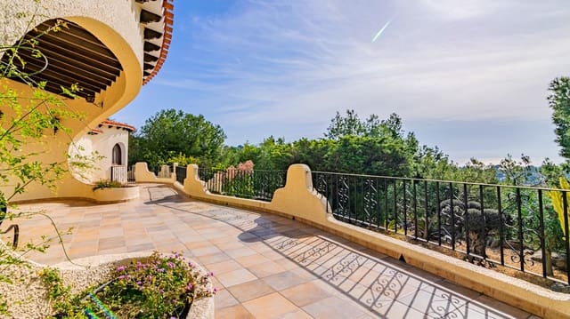 4 quarto Moradia para venda em Altea la Vella, Altea com piscina - 1 350 000 € (Ref: 8859880)