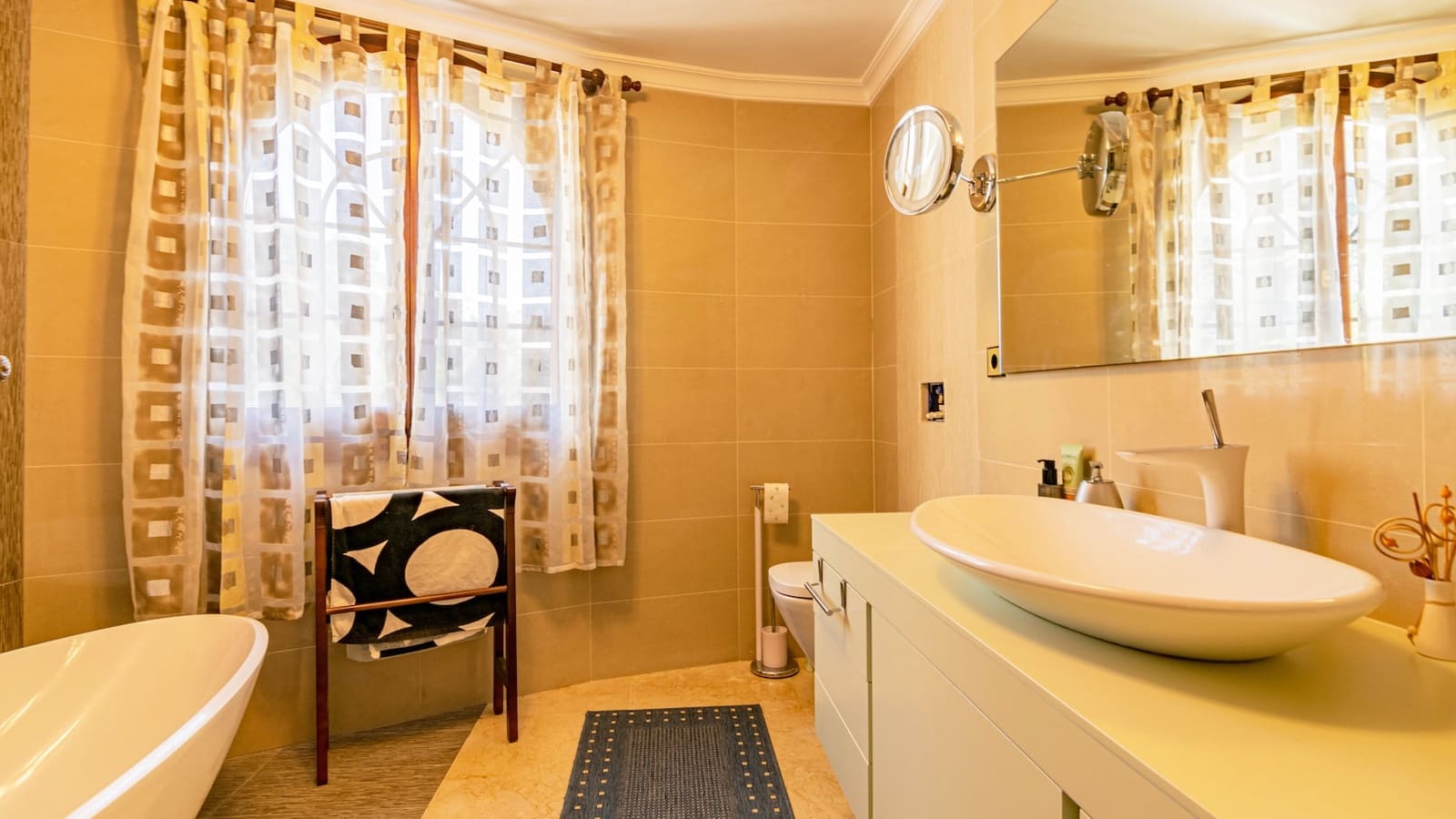 4 bedroom Villa for sale in Altea la Vella with pool - € 1,350,000 (Ref: 8859880)