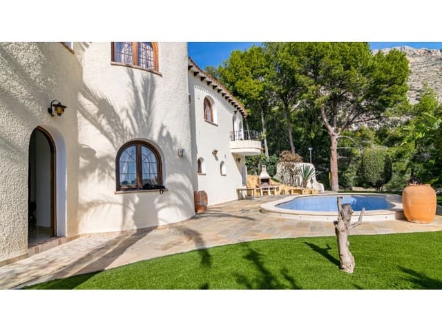 4 Zimmer Villa zu verkaufen in Callosa d'En Sarrià mit Pool Garage - 1.350.000 € (Ref: 8859880)