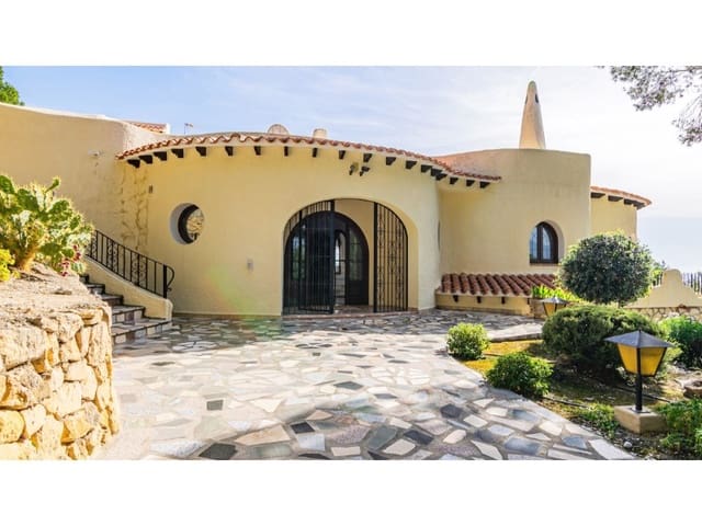 4 Zimmer Villa zu verkaufen in Callosa d'En Sarrià mit Pool Garage - 1.350.000 € (Ref: 8859880)