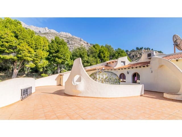 4 Zimmer Villa zu verkaufen in Callosa d'En Sarrià mit Pool Garage - 1.350.000 € (Ref: 8859880)