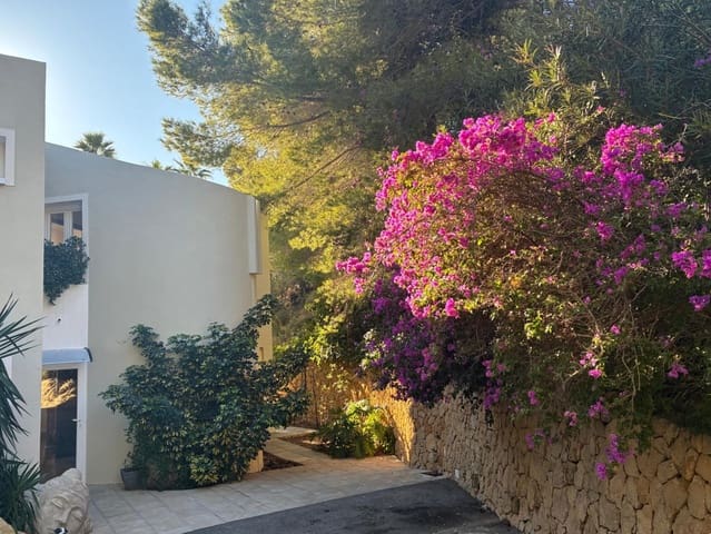 4 sypialnia Willa na sprzedaż w Altea la Vella, Altea z basenem - 525 000 € (Ref: 8859881)