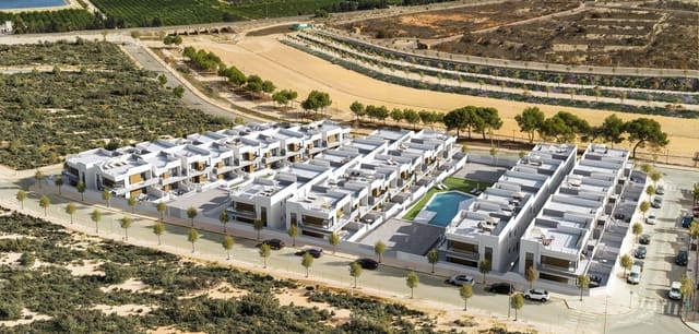 3 soveværelse Bungalow til salg i San Miguel de Salinas med swimmingpool - € 239.900 (Ref: 8914682)