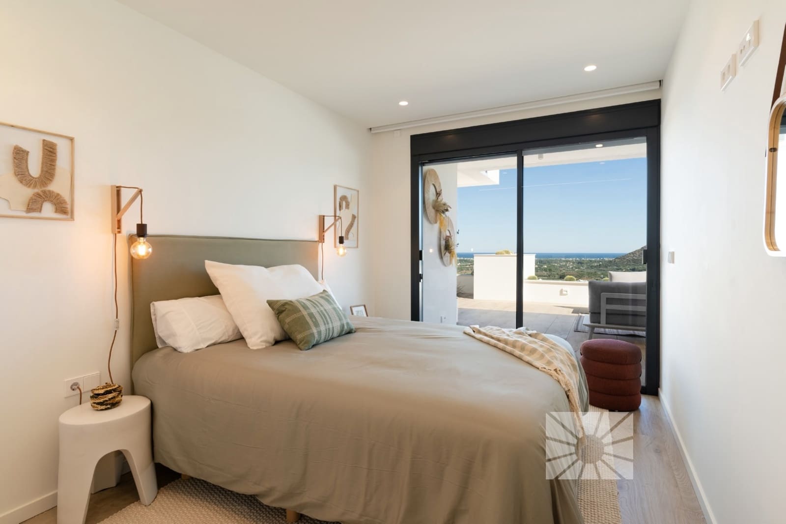 3 slaapkamer Appartement te koop in Denia met zwembad - € 590.000 (Ref: 8914813)