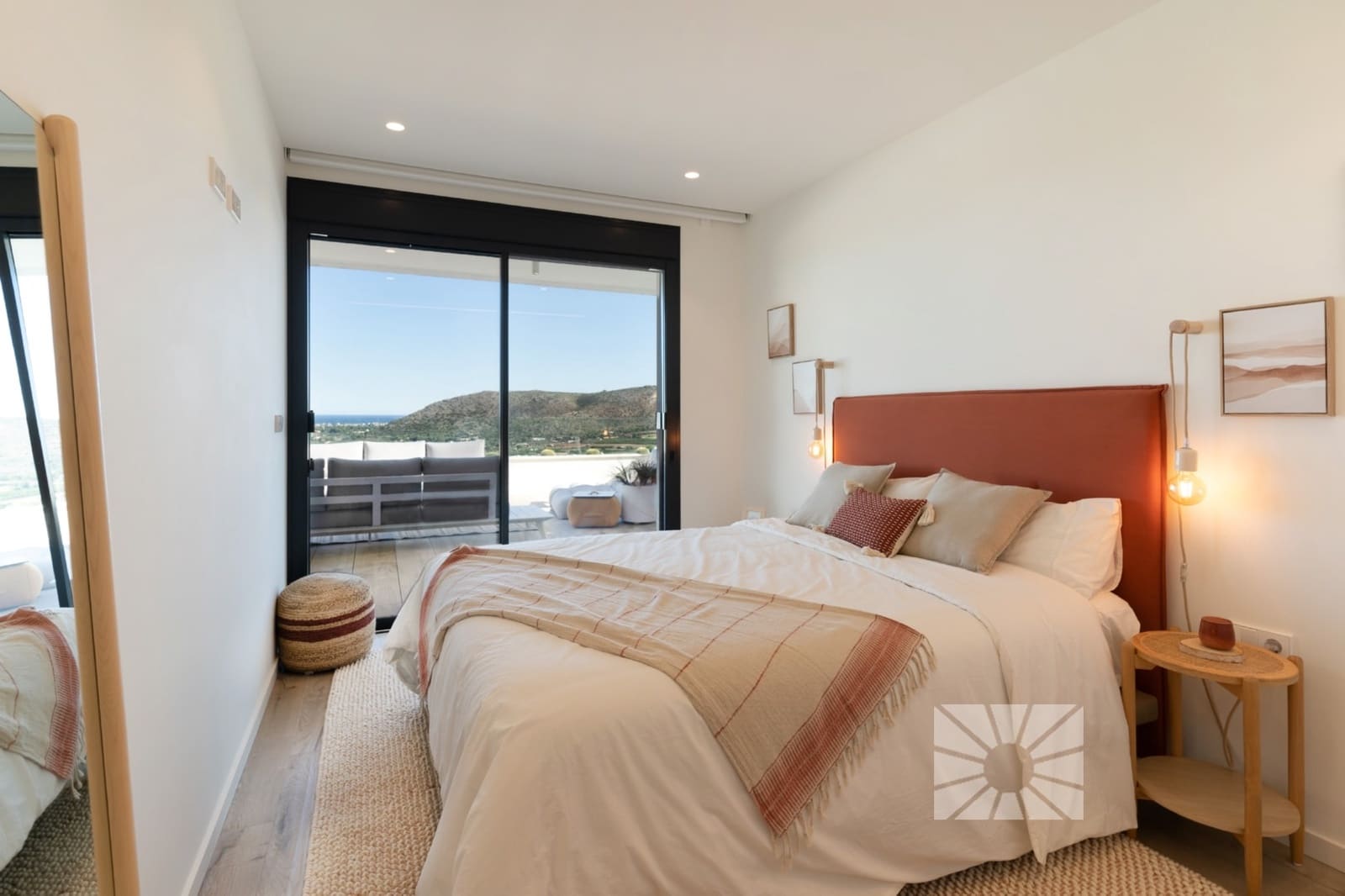 3 slaapkamer Appartement te koop in Denia met zwembad - € 590.000 (Ref: 8914813)