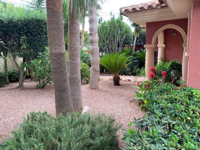 3 quarto Moradia para venda em Altea com piscina - 791 000 € (Ref: 8914837)