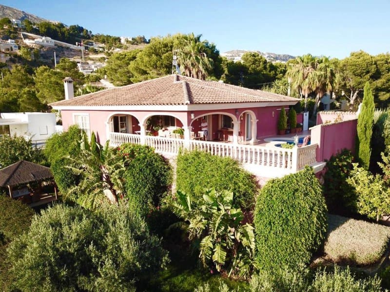 3 bedroom Villa for sale in Altea la Vella with pool garage - € 791,000 (Ref: 8914837)
