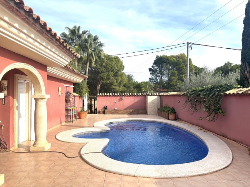 3 bedroom Villa for sale in Altea la Vella with pool garage - € 791,000 (Ref: 8914837)