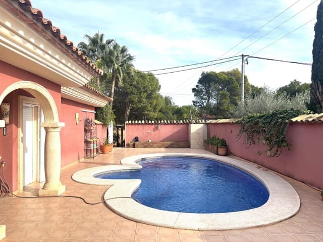 3 sypialnia Willa na sprzedaż w Altea la Vella, Altea z basenem garażem - 791 000 € (Ref: 8914837)