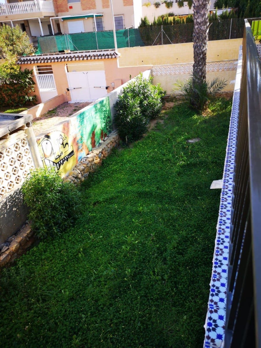 7 soveværelse Villa til salg i Orihuela Costa - € 850.000 (Ref: 8936613)