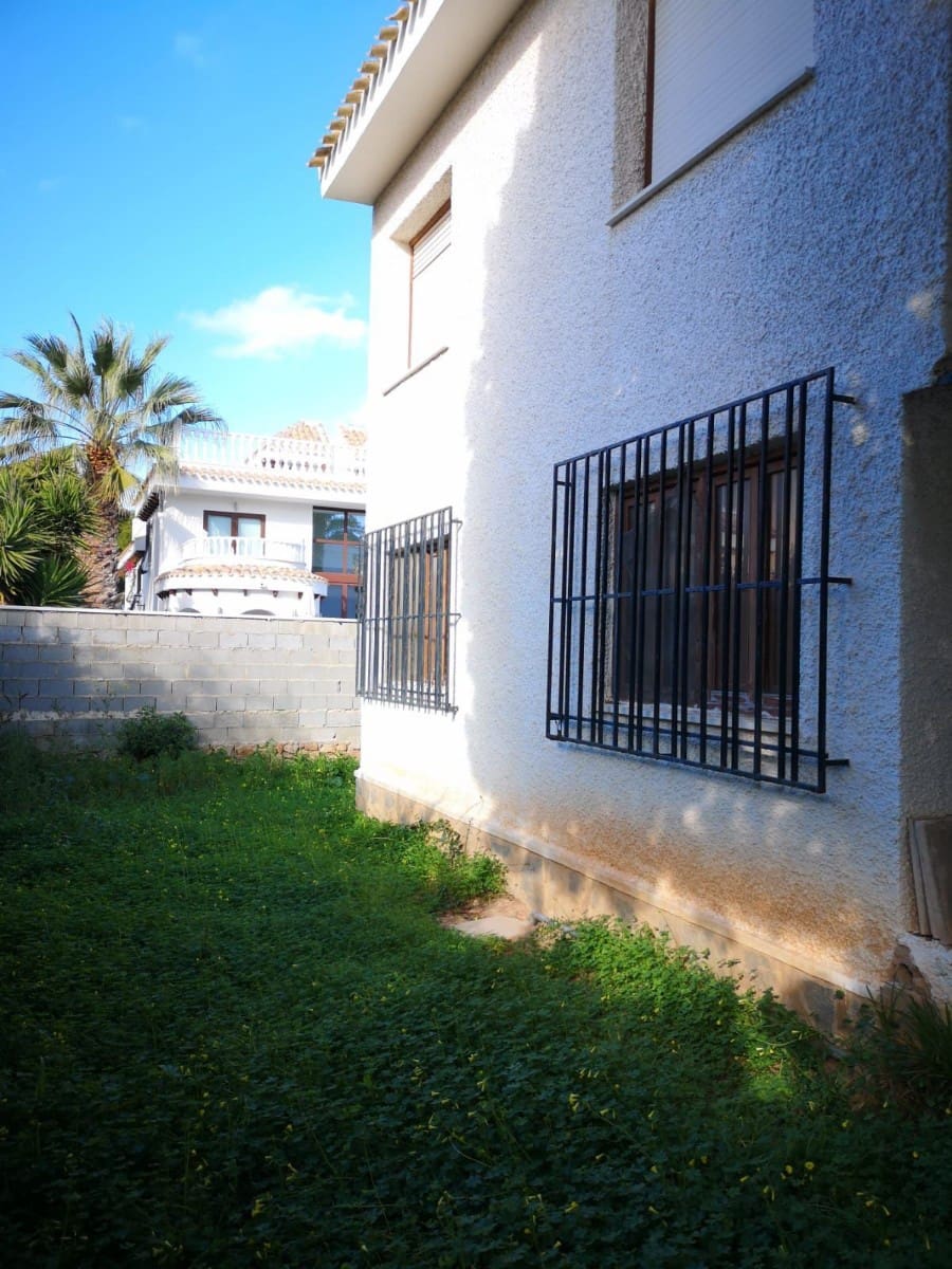 7 soveværelse Villa til salg i Orihuela Costa - € 850.000 (Ref: 8936613)