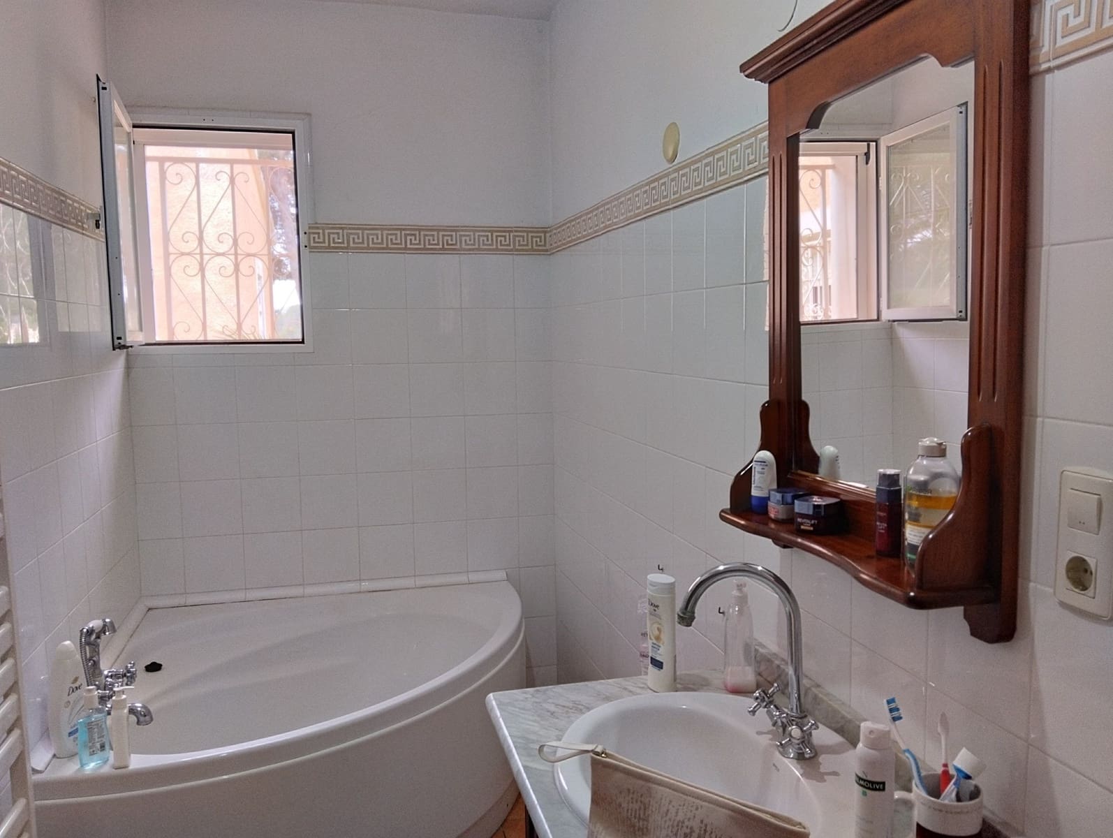 3 sypialnia Willa na sprzedaż w Altea z basenem - 1 800 000 € (Ref: 8936615)