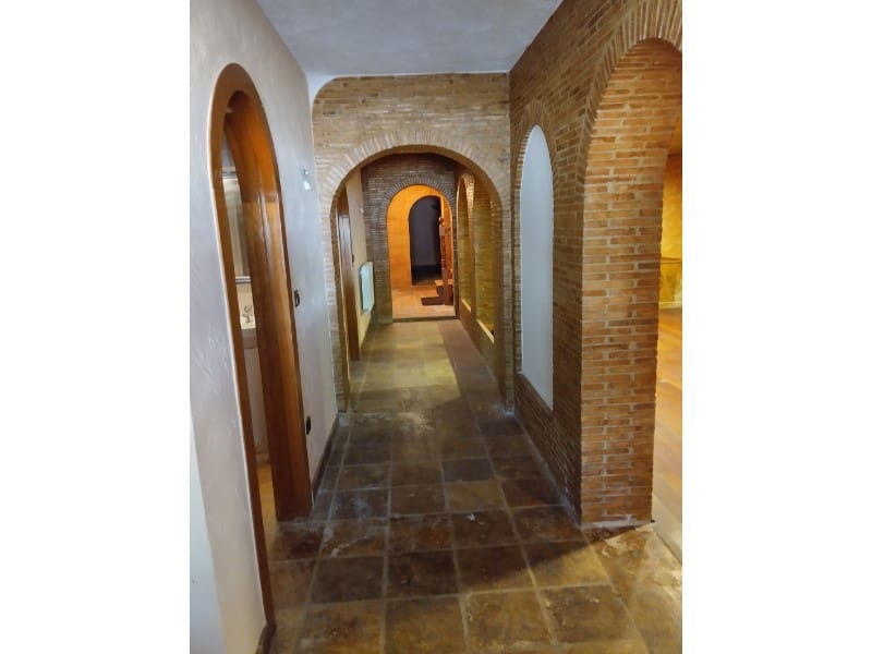 3 bedroom Villa for sale in Altea la Vella with pool garage - € 1,800,000 (Ref: 8936615)