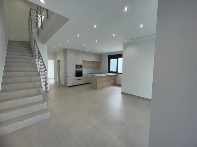 3 quarto Moradia para venda em Almoradí com piscina - 359 900 € (Ref: 9025596)