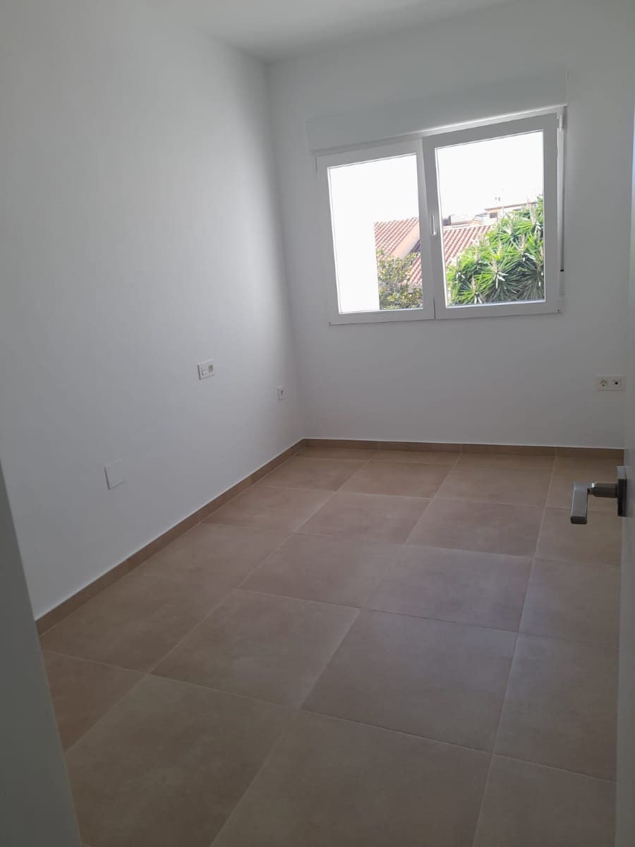 3 chambre Villa/Maison à vendre à Pilar de la Horadada avec piscine - 265 000 € (Ref: 9025603)