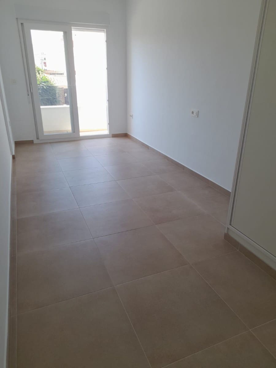 3 bedroom Villa for sale in Pilar de la Horadada with pool - € 265,000 (Ref: 9025603)