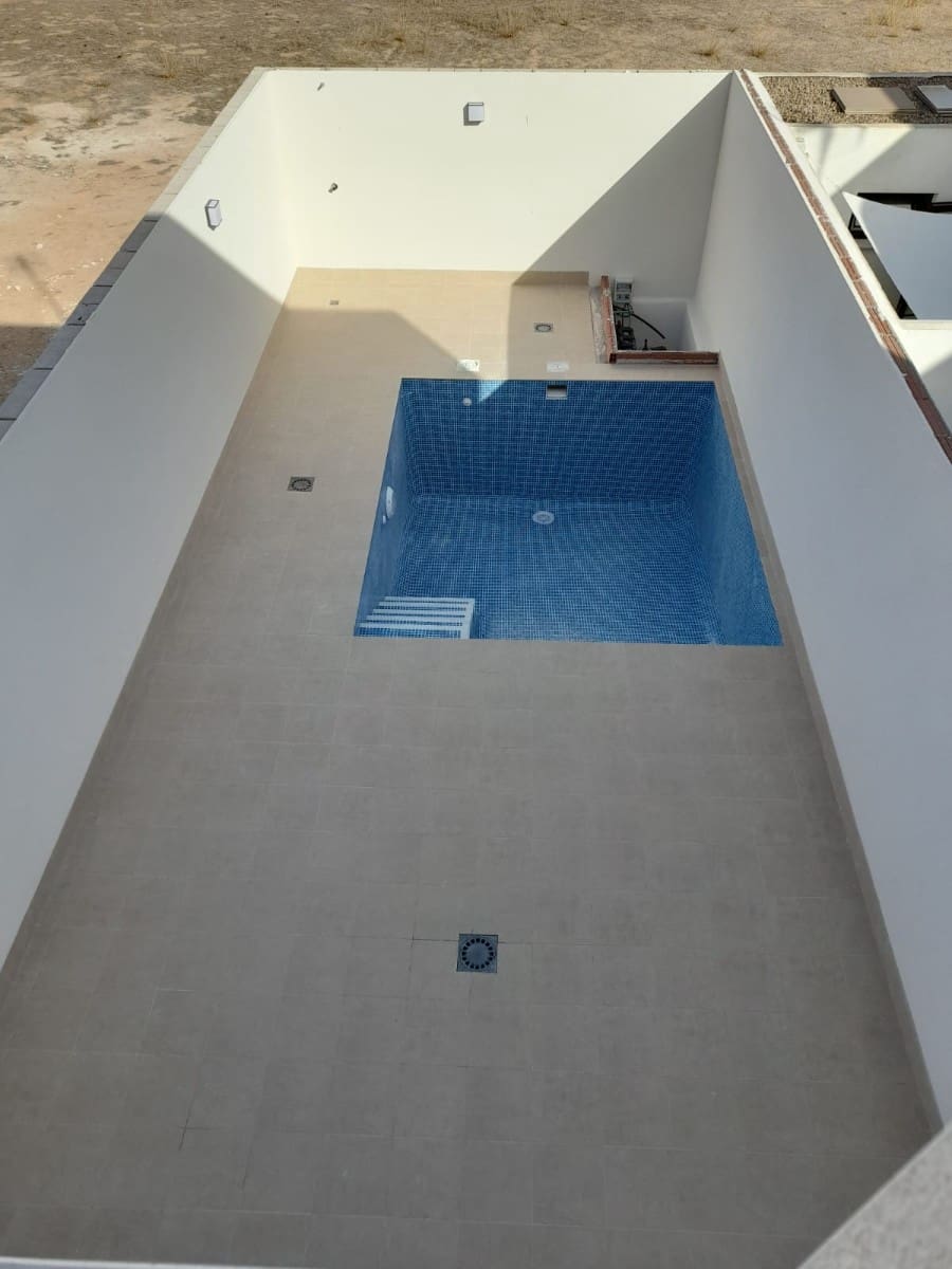 Chalet de 3 habitaciones en Pilar de la Horadada en venta con piscina - 265.000 € (Ref: 9025603)