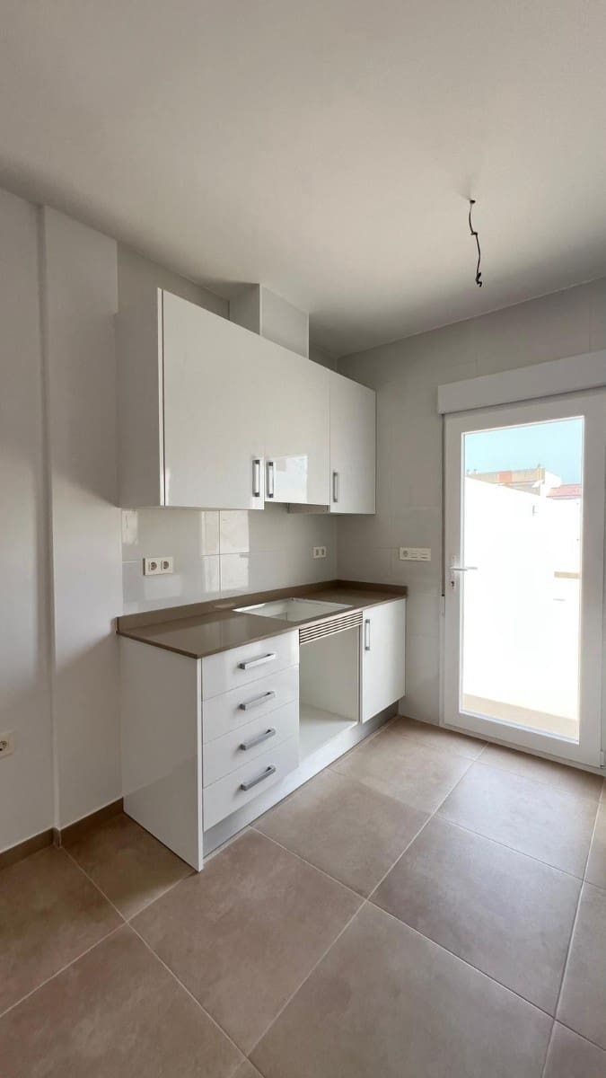 3 Zimmer Villa zu verkaufen in Pilar de la Horadada mit Pool - 265.000 € (Ref: 9025603)