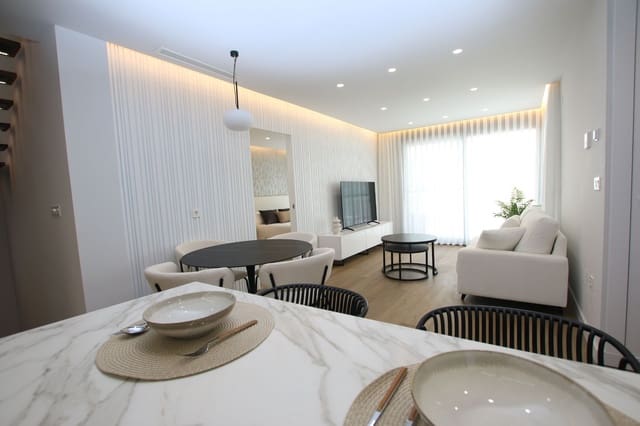 3 Zimmer Villa zu verkaufen in Pilar de la Horadada mit Pool - 725.000 € (Ref: 9025608)