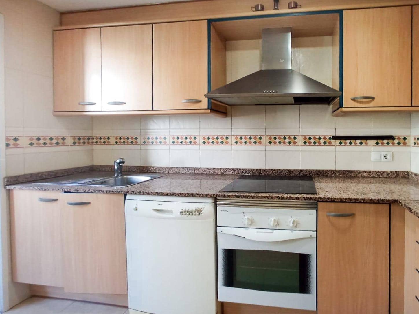 3 bedroom Terraced Villa for sale in La Nucia with pool - € 330,000 (Ref: 9042004)