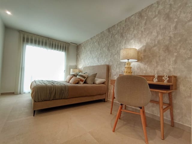 Chalet de 3 habitaciones en Dolores en venta con piscina - 449.900 € (Ref: 9097131)