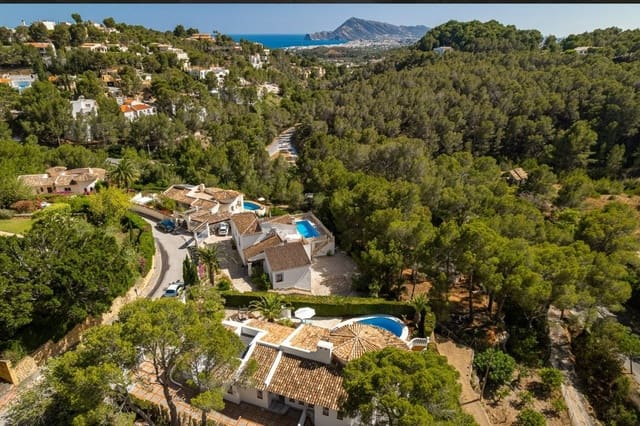 4 sypialnia Willa na sprzedaż w Altea la Vella, Altea z basenem - 895 000 € (Ref: 9142625)