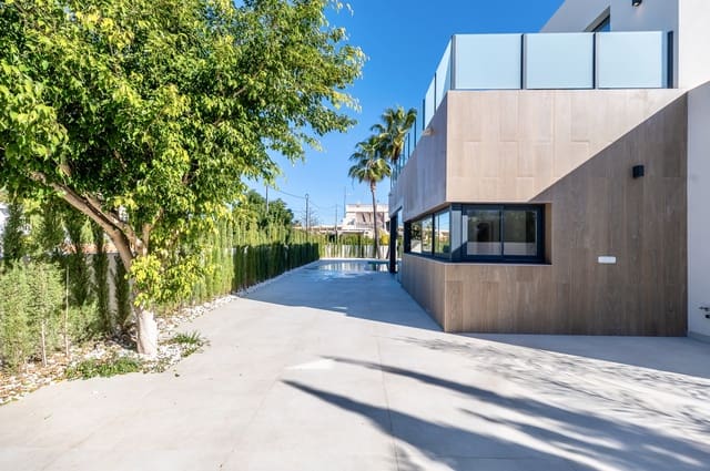 Chalet de 4 habitaciones en Albir, Alfaz del Pi / L'Alfàs del Pi en venta con piscina - 1.450.000 € (Ref: 9143700)