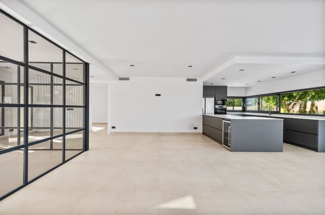 Chalet de 4 habitaciones en Albir, Alfaz del Pi / L'Alfàs del Pi en venta con piscina - 1.450.000 € (Ref: 9143700)