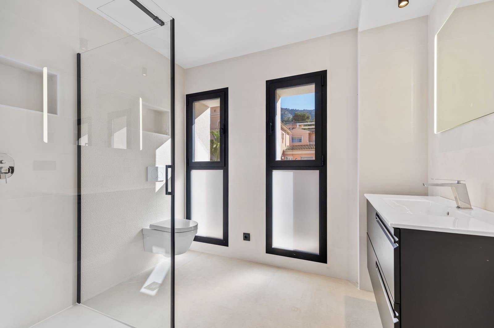 4 sypialnia Willa na sprzedaż w Albir z basenem - 1 450 000 € (Ref: 9143700)