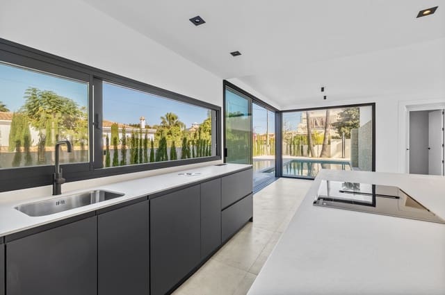 4 sypialnia Willa na sprzedaż w Albir, Alfaz del Pi / L'Alfàs del Pi z basenem - 1 450 000 € (Ref: 9143700)