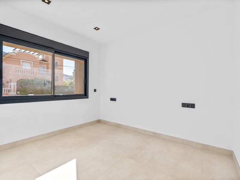 4 sypialnia Willa na sprzedaż w Albir z basenem garażem - 1 450 000 € (Ref: 9143700)