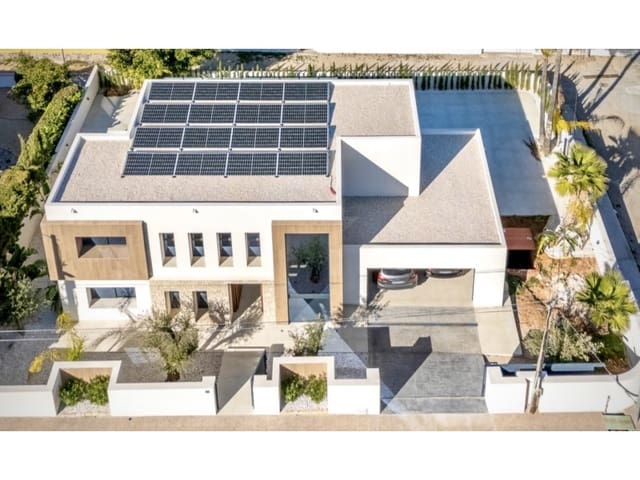 Chalet de 4 habitaciones en Albir, Alfaz del Pi / L'Alfàs del Pi en venta con piscina garaje - 1.450.000 € (Ref: 9143700)