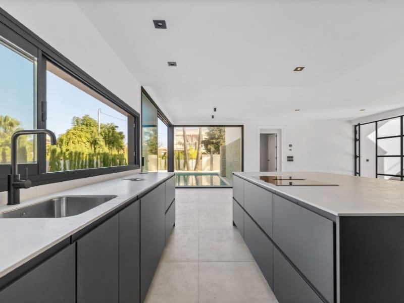 4 sypialnia Willa na sprzedaż w Albir z basenem garażem - 1 450 000 € (Ref: 9143700)