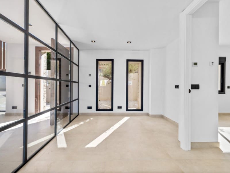 4 sypialnia Willa na sprzedaż w Albir z basenem garażem - 1 450 000 € (Ref: 9143700)