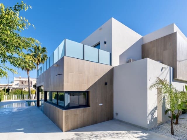 Chalet de 4 habitaciones en Albir, Alfaz del Pi / L'Alfàs del Pi en venta con piscina garaje - 1.450.000 € (Ref: 9143700)