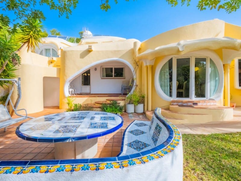 5 bedroom Villa for sale in Altea with pool garage - € 900,000 (Ref: 9303852)