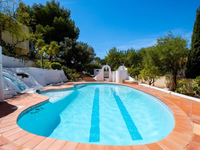 5 soveværelse Villa til salg i Alhama Springs, Altea med swimmingpool garage - € 900.000 (Ref: 9303852)