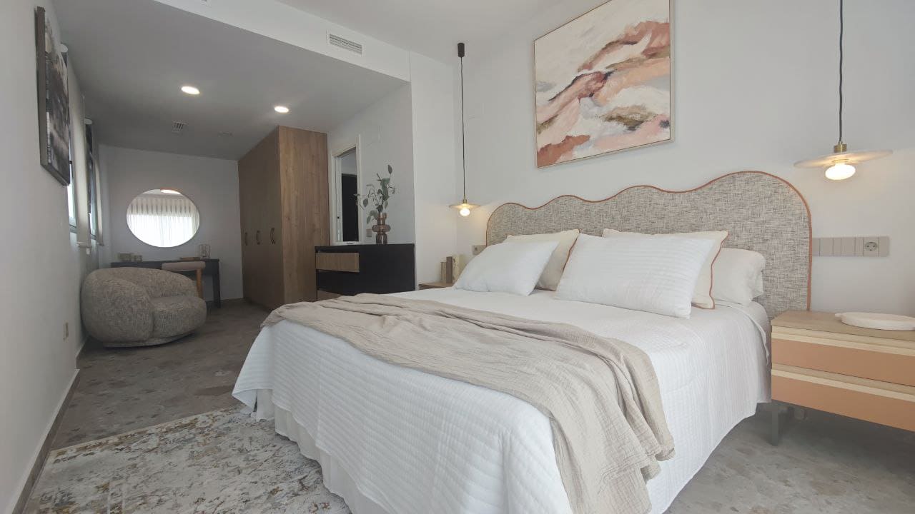 3 bedroom Villa for sale in San Miguel de Salinas with pool - € 649,000 (Ref: 9572338)