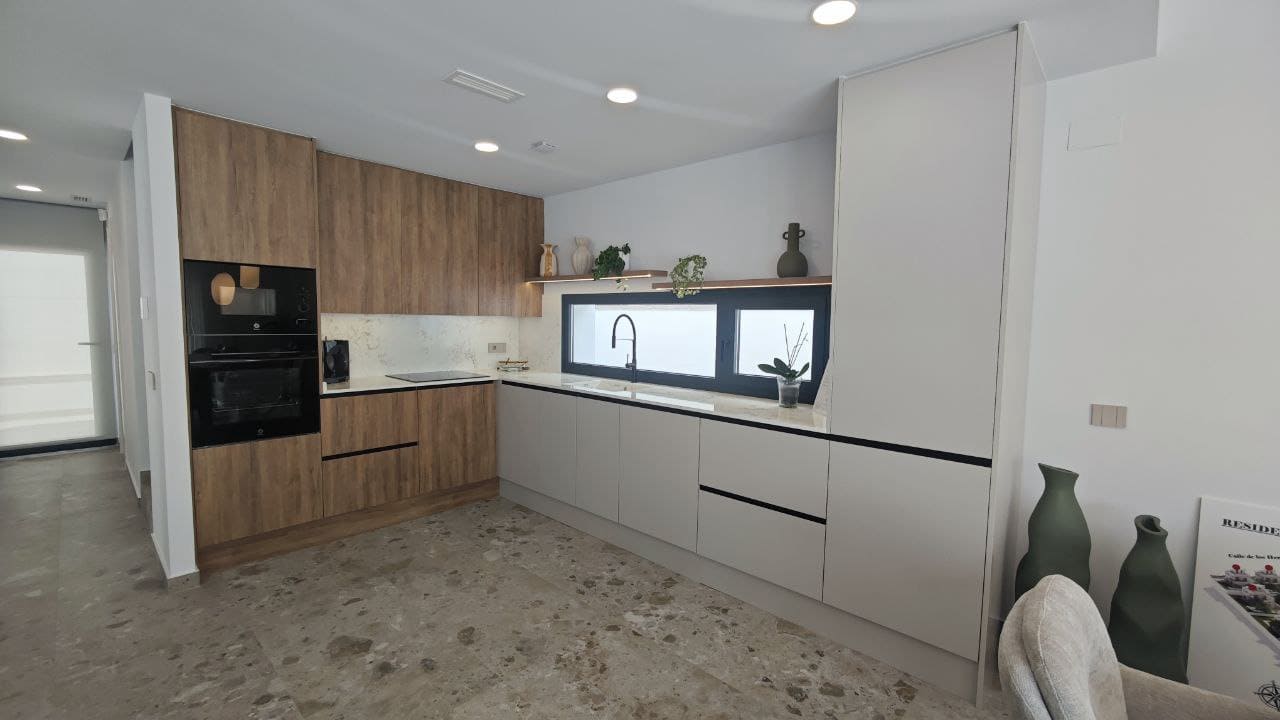 3 bedroom Villa for sale in San Miguel de Salinas with pool - € 649,000 (Ref: 9572338)