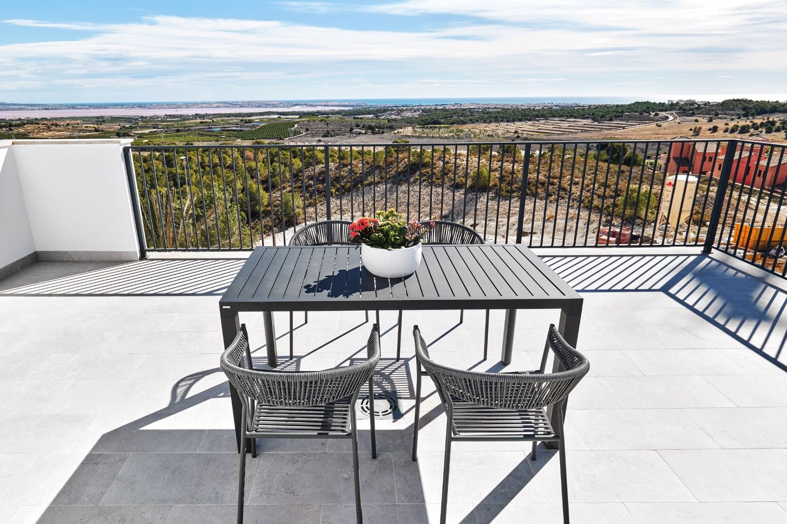 3 bedroom Villa for sale in San Miguel de Salinas with pool - € 649,000 (Ref: 9572338)