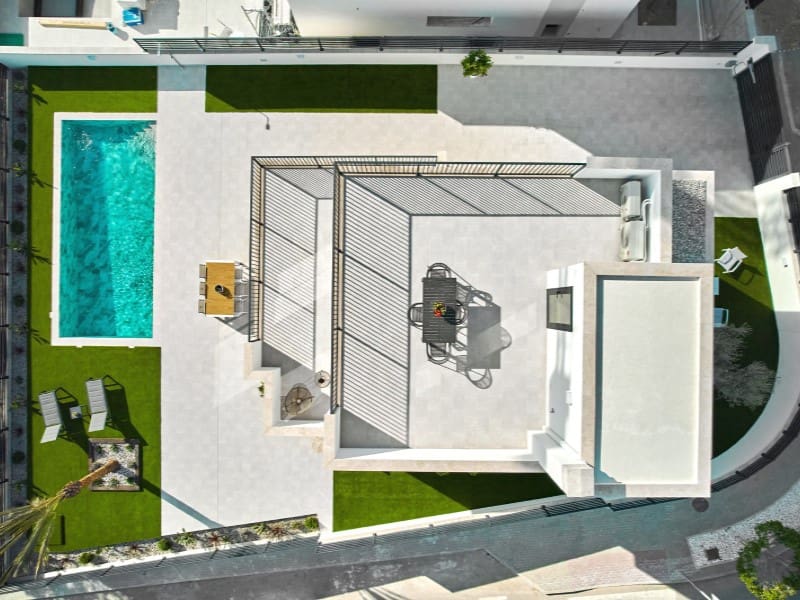 3 soveværelse Villa til salg i San Miguel de Salinas med swimmingpool - € 649.000 (Ref: 9572338)