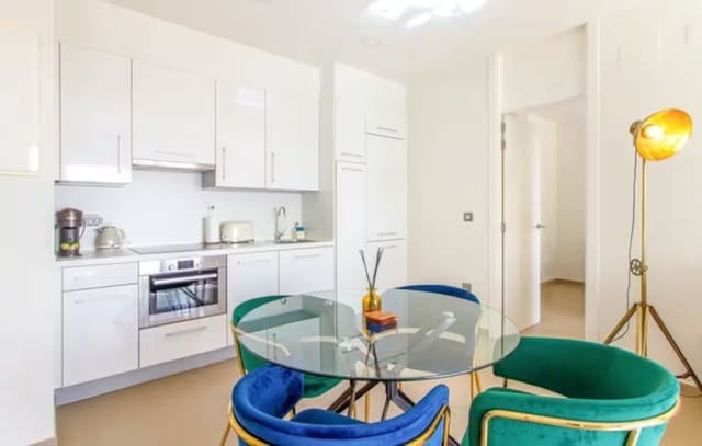1 Zimmer Apartment zu verkaufen in Benidorm mit Pool - 466.500 € (Ref: 9572340)