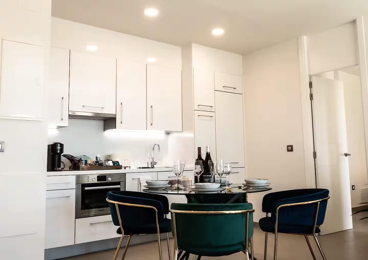 1 bedroom Apartment for sale in Benidorm with pool - € 466,500 (Ref: 9572340)