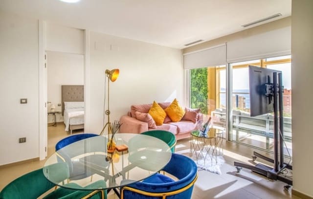 1 sovrum Lägenhet till salu i Benidorm med pool - 466 500 € (Ref: 9572340)